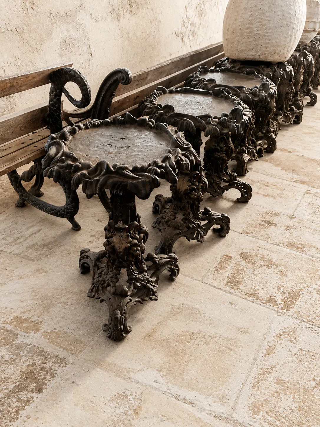 Rangarsons-Film-Production-Supplier-Cast-iron-Furniture