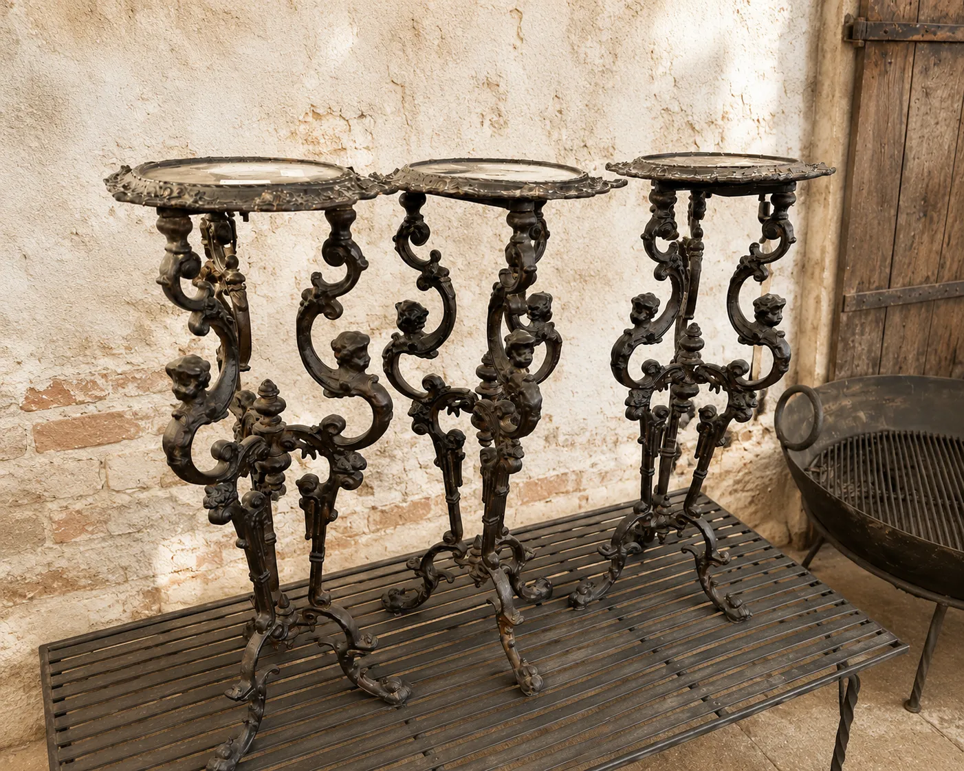 Rangarsons-Film-Production-Supplier-Cast-iron-Furniture