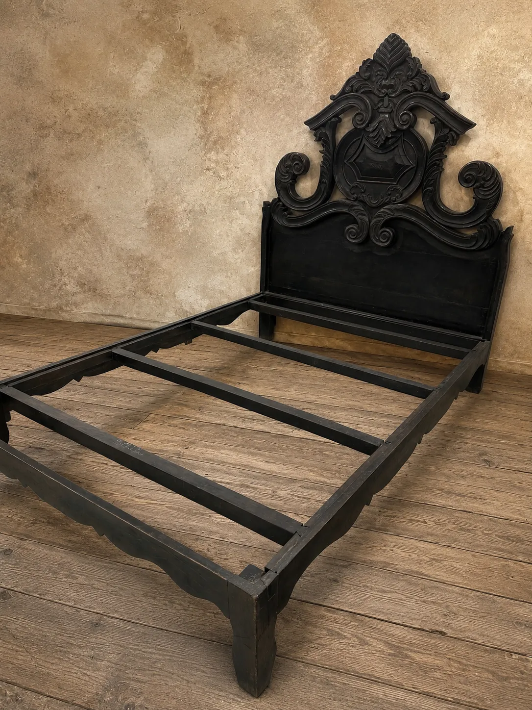 Rangarsons-Film-Production-Supplier-Hand-Carved-Furniture