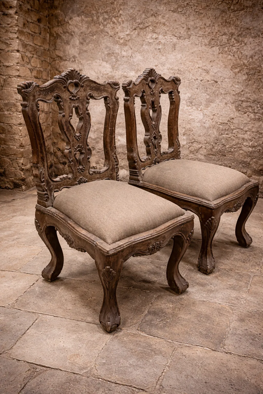 Rangarsons-Film-Production-Supplier-Hand-Carved-Furniture