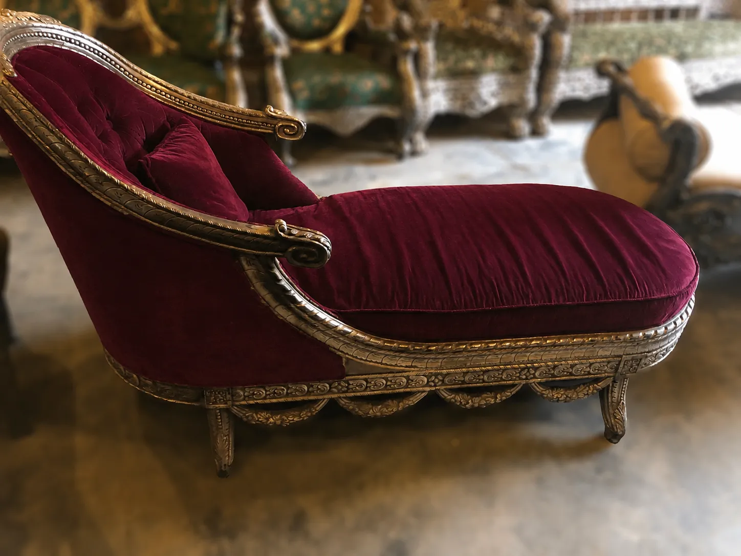 Rangarsons-Film-Production-Supplier-White-Metal-Furniture
