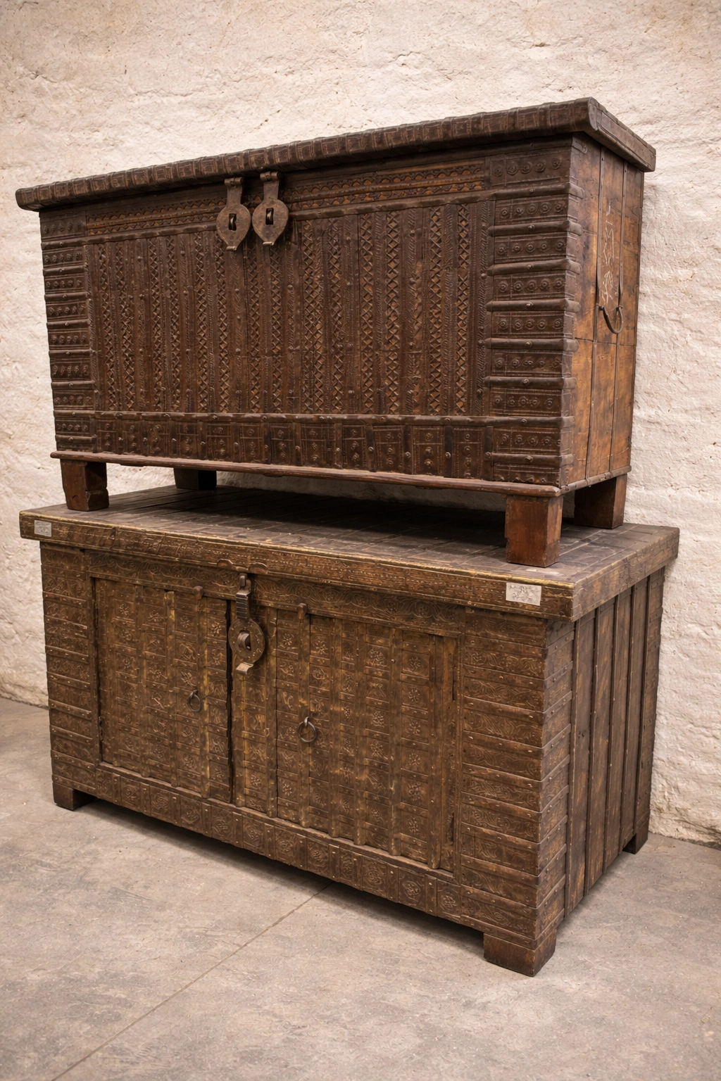Rangarsons-Film-Production-Supplier-boxes