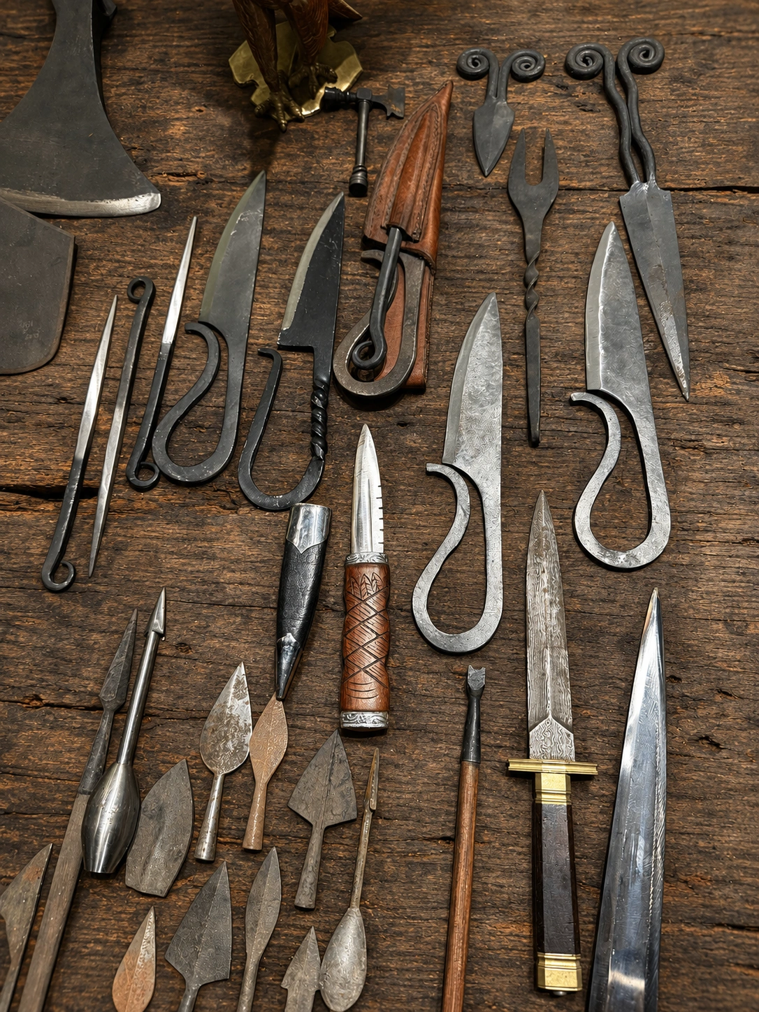 Rangarsons-Film-Production-Supplier-chainmail-sword-armour-shield-weapons-tools-weapon-rack