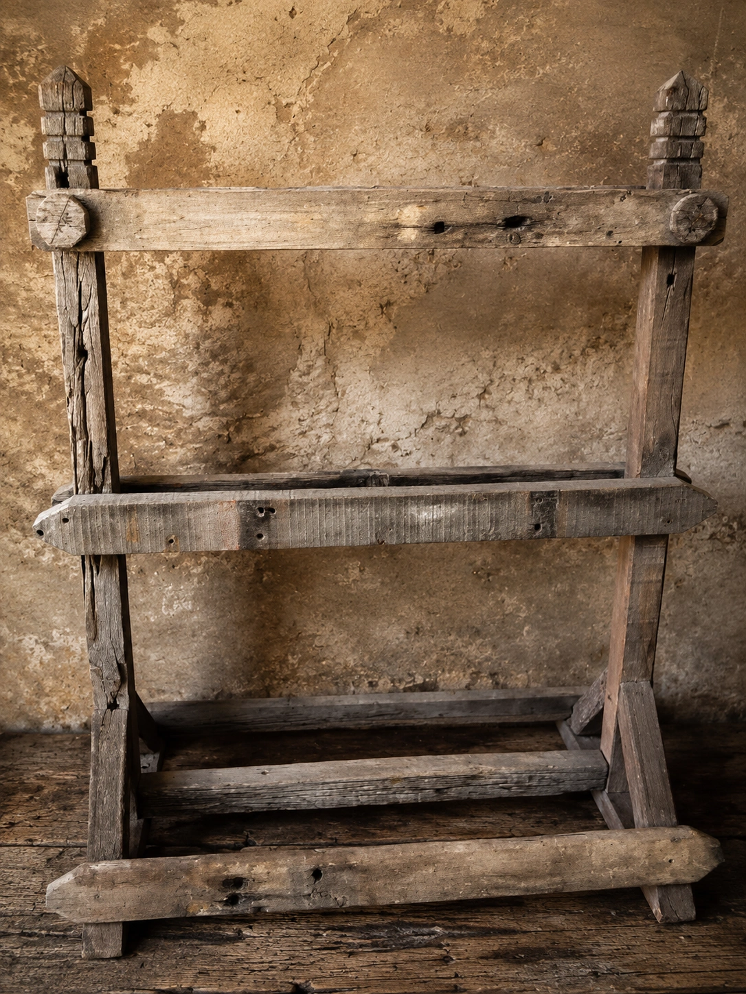 Rangarsons-Film-Production-Supplier-chainmail-sword-armour-shield-weapons-tools-weapon-rack