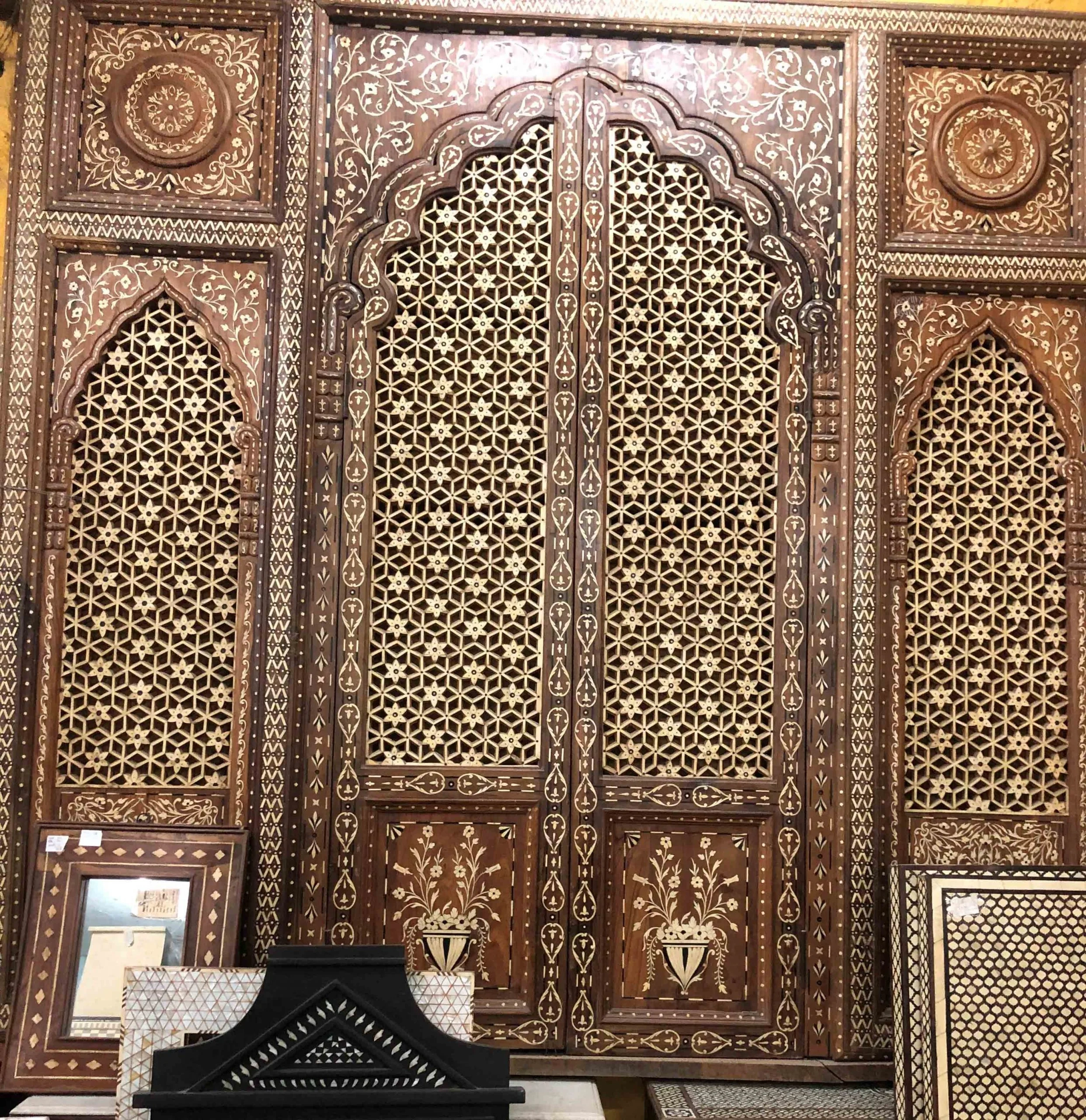 Rangarsons-Film-Production-Supplier-door-arches-columns-panels