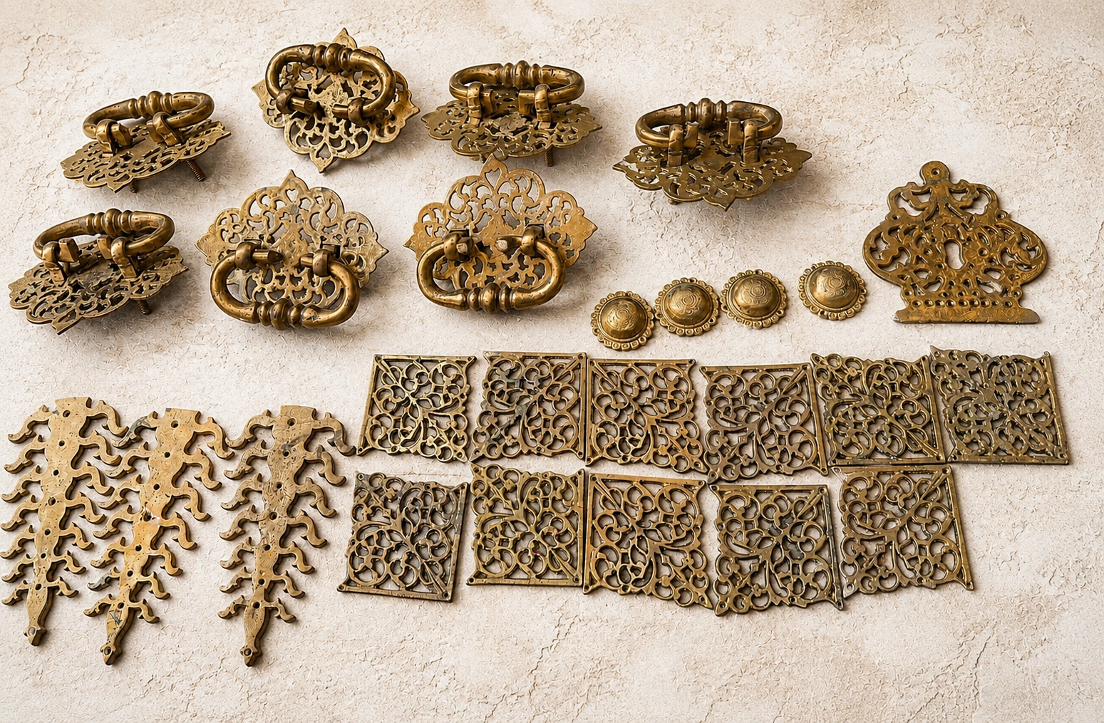 Rangarsons-Film-Production-Supplier-hardware-door-furniture-chains