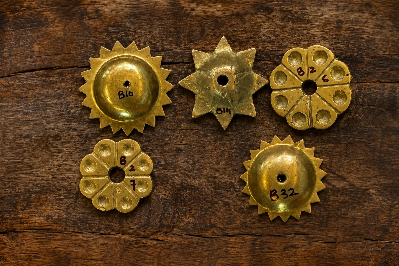 Rangarsons-Film-Production-Supplier-hardware-door-furniture-chains